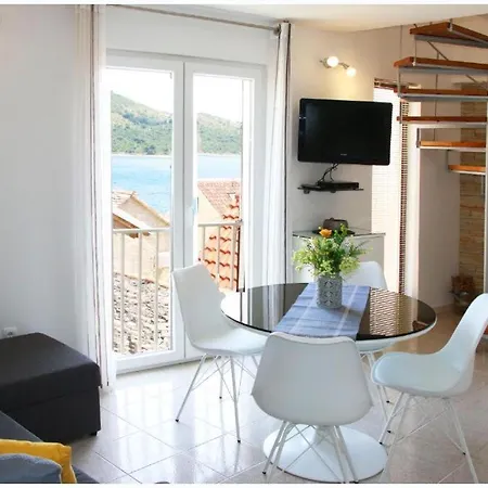Karmela Guest house 3*