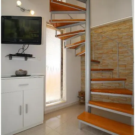 Pensionat Karmela Primošten