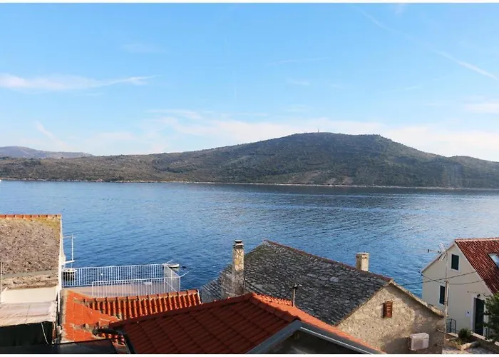 Karmela Vendégház 3*